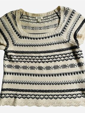 a.n.a Short Sleeve Knit Sweater Size Medium